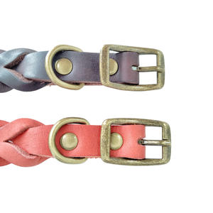 Raffy Pet Supplies Collar de perro hecho a mano de alta calidad Logotipo personalizado Cuero de vaca de grano superior Trenzas tejidas ajustables Perro sólido OEM - Product Image 1