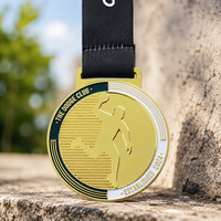 Médaille en alliage de zinc doré émaillée, personnalisée avec logo en relief 3D, silhouette de joueur, pour club de dodgeball, médailles sportives en métal