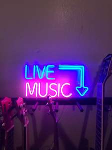 Insegna Luminosa LED 'Let's Dance' con Supporto in PVC - Decorazione per Matrimoni, Feste Danzanti, San Valentino, Compleanni, Garanzia di 1 Anno - Product Image 4