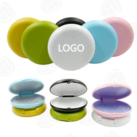 Boîte à prothèses dentaires avec logo personnalisable Étui de retenue d'aligneur orthodontique en plastique Stockage invisible d'hygiène buccale multi-usages pour les soins dentaires