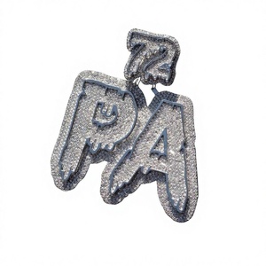 Collar con colgante grande de moissanita con letras y números personalizados, estilo hip hop para hombre, chapado en rodio, plata 925, con incrustaciones de circonitas - Fiesta - Product Image 1