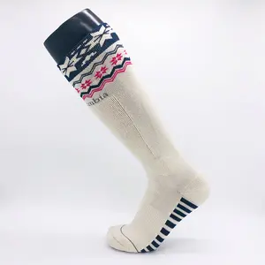 Rahat merinos yünü sıcak kalın özel diz yüksek kayak çorapları