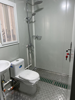 Livraison rapide conteneur détachable 2 chambres maison préfabriquée maison de conteneur vivant fait panneau sandwich pour logement temporaire