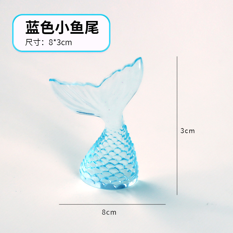 Queue de petit poisson bleu