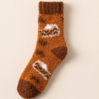 Chaussettes en polaire corail premium 2027 pour femme, mi-mollet, motif jacquard feuille d'érable, citrouille et dinde, épaisses et chaudes, pour la maison et le sommeil