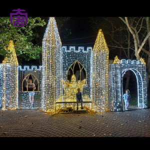 Decoración Navideña de Calle con Marco de Hierro en Forma de Castillo 3D Grande Personalizada, Iluminada, con Fuente de Luz LED IP65 y Fácil Instalación - Product Image 3