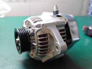 Repuesto de Auto 27060B2010, <span class=keywords><strong>Alternador</strong></span> de Alta Calidad Compatible con 27060-B2010, Kit para DAIHATSU Mira 2006 LE-L250V L250 L260 - Product Image 1