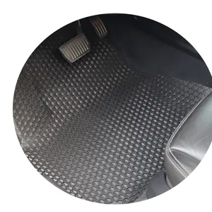 Juego de alfombrilla de goma negra para coche, ajuste Universal - Product Image 1