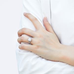 แหวนเงินแท้ 925 คุณภาพสูง ทรงเจ้าหญิง ประดับเพชรคิวบิกเซอร์โคเนีย ดีไซน์ทันสมัย รับรองโดย CMA เหมาะสำหรับงานแต่งงาน งานหมั้น - Product Image 5