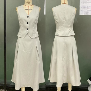 HG2513 Nouvel Ensemble Élégant et Décontracté pour Dame Été <span class=keywords><strong>2025</strong></span> Gilet à Fleurs Col en V Sans Manches et Jupe Longue 2 Pièces - Product Image 4