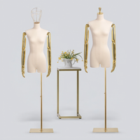 Expositor de escaparate K-Style de alta gama para ropa femenina, modelo creativo de maniquí de busto electrochapado de plástico para zapatos y bolsos para tienda