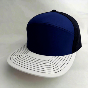 Casquette de golf respirante, imperméable, à séchage rapide, à visière plate, en polyester, broderie à la main, logo personnalisé, légère, 5 panneaux, fermeture snapback - Product Image 2