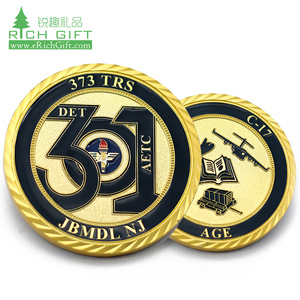 Ouvre-bouteille Challenge Coins Épée <span class=keywords><strong>et</strong></span> <span class=keywords><strong>bouclier</strong></span> australiens personnalisés avec enveloppe de poche en PVC Pièce de défi en métal argenté émail dur - Product Image 5