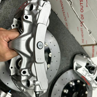 Kit de frein avant à six pistons avec étrier de frein et disque en céramique carbone compatible avec Infiniti Q50/G37 NV200 J32 Volkswagen Golf GTI CC