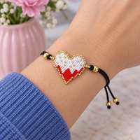Bracelet en perles en forme de cœur, perles rouges, blanches et dorées, avec cordon en nylon noir réglable, joli cadeau, bijoux
