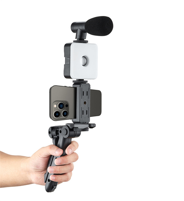 Hot Sales Led Video Making Vlogging Kit Table Streaming Phone Tripod Selfie Stick Light Phone Tripod With Mic and Remote Control