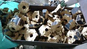 Carbón de briquetas de aserrín para barbacoa-Carbón negro de madera dura con alto contenido de carbono - Product Image 5