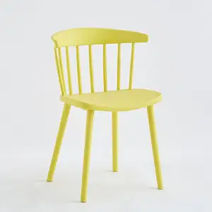 Silla de jardín al aire libre de diseño Simple, silla de comedor de plástico a granel con espalda hueca, precio barato