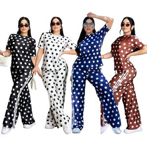 Conjunto informal de dos piezas con lunares para mujer, pantalones anchos holgados con cuello redondo y manga corta, poliéster J5365 - Product Image 4