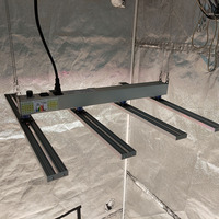 240W LED Full Spectrum Grow Light IR UV Utilisé pour la culture de plantes VEG CLONE bloom croissance en intérieur