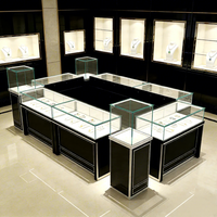 Vitrine commerciale haut de gamme en or, verre trempé super blanc, vitrines de musée, LED, MDF, magasin, bijouterie, présentoir