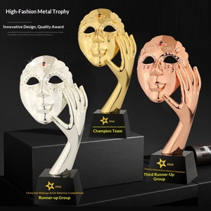 Trofeo in Metallo a Forma di <span class=keywords><strong>Angelo</strong></span> Femminile per Artisti del Trucco e del Tatuaggio, Regalo Creativo Personalizzato di Alta Gamma in Cristallo - Product Image 1