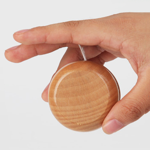 Mini jouet <span class=keywords><strong>Yoyo</strong></span> en bois Burlywood rond avec logo personnalisé pour enfants - Product Image 6