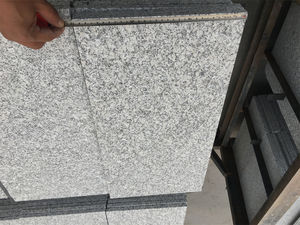بلاط جرانيت أبيض مصقول مقاس 60 × 30 سم لممرات السيارات، ألواح جرانيت بيضاء 3 سم، جرانيت باري أبيض مقطوع حسب المقاس - Product Image 3