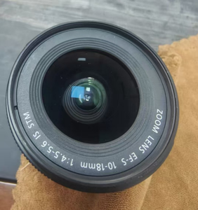 Objectifs zoom ultra grand angle pour appareils photo reflex numériques au format APS-C Objectif EF-S 10-18 mm f/4.5-5.6 IS STM - Product Image 2