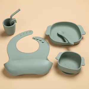 Assiettes en Silicone personnalisées sans Bpa pour bébé, cuillère et paille en Silicone, cuillère, bol, bavoir, ensemble de dîner à aspiration