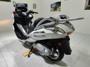 Nouveau Scooter Modèle Populaire Moto à Essence 72V Haute Performance 200-400CC >80km/h - Product Image 5