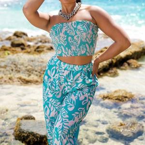 Ensemble deux pièces de haute qualité, style bohème, imprimé, haut tube à boutons latéraux, pantalon, ensemble personnalisé en rayonne plissé, haut court et pantalon - Product Image 4