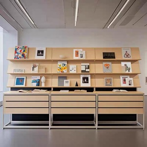 خزائن عرض ورفوف حديثة من الألومنيوم لمراكز التسوق ورفوف المجلات المدرسية وعروض المعارض - Product Image 3