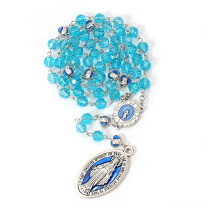 <span class=keywords><strong>Rosario</strong></span> <span class=keywords><strong>de</strong></span> <span class=keywords><strong>la</strong></span> <span class=keywords><strong>Virgen</strong></span> María en Plata Azul con Cuentas <span class=keywords><strong>de</strong></span> Cristal <span class=keywords><strong>de</strong></span> 8mm y Centro Milagroso, Rosarios Católicos para <span class=keywords><strong>la</strong></span> Oración - Product Image 2