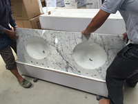 Plan de toilette de salle de bain en marbre italien Carrara blanc de 37 po x 22 po avec lavabo simple à encastrer, comptoirs en granit d'occasion en vente