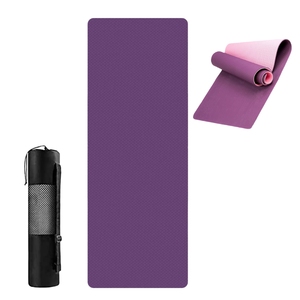 Tapis de yoga TPE noir <span class=keywords><strong>5</strong></span> <span class=keywords><strong>mm</strong></span> antidérapant, personnalisé, écologique, durable et recyclable, avec sangle de transport pour le fitness, l'exercice et le sport - Product Image 4