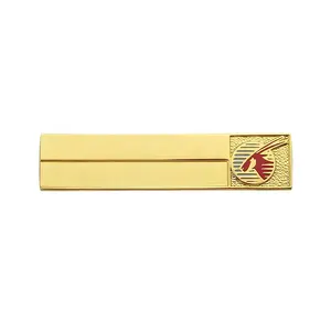 Plaque signalétique d'uniforme d'événement laser imprimable vierge rectangle personnalisé étiquette badge grande épinglette dorée de couleur métal Qatar
