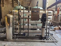 Machine de purification d'eau 10000 Lph 5000lph 6000lph, système d'osmose inverse de purification, de remplissage et de bouchage, filtre à eau avec UV