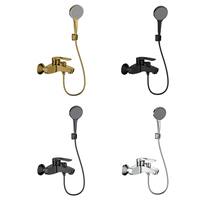 Robinet de baignoire cascade mural moderne de haute qualité en laiton brossé doré de luxe avec valve en céramique pour hôtels et villas