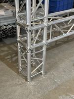 Support de treillis carré FS34 à prix d'usine pour événements DJ, support rond en alliage pour fauteuil roulant et scène de concert, éclairage en aluminium argenté
