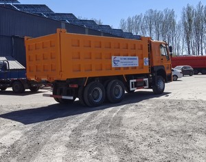 Camion lourd national de Chine HOWO TH7 édition phare 460 chevaux 8x4 camion à benne basculante de 6.8 mètres - Product Image 4