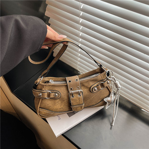 Bolso de Mano Tipo Satchel de PU para Mujer, Cierre con Broche, Adorno de Estrella, Correa de Hombro, Patrón Saffiano, Capacidad de 1L, Estilo Moto, para Uso Diario - Product Image 5