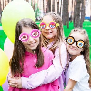 Lunettes de farce amusantes et originales, nouveauté, jouets de blague, yeux qui tombent, en plastique, thème horreur, fantaisie, science-fiction, pour décoration de fête, avec cordon à tirer et effet de clignement - Product Image 6