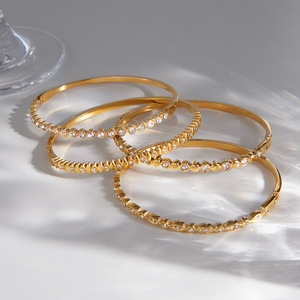 Pulseira de Zircônia Cúbica Empilhável em Aço Inoxidável à Prova d'Água, Banhada a Ouro 18k, Luxuosa para Mulheres - Product Image 1