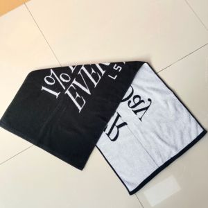 Serviette de sport carrée en coton 100% écologique, teinte en fil, absorbant la transpiration, pour la salle de sport, la plage, personnalisée, imprimée en jacquard, Rouya - Product Image 5