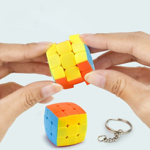 Mini porte-clés cube puzzle couleur unie, jouet rotatif, pendentif porte-clés, jouet éducatif anti-stress pour enfants, décoration de sac - Product Image 4