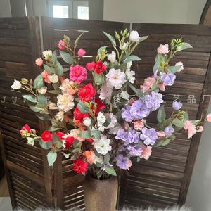 Fleur artificielle Junheyuan, camélia simulé, branche unique à plusieurs têtes, pour décoration maison et mariage - Product Image 1