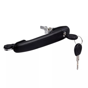 Manija de puerta delantera derecha Volkswagen 6N0837207 con llaves para reemplazo o reparación - Product Image 2