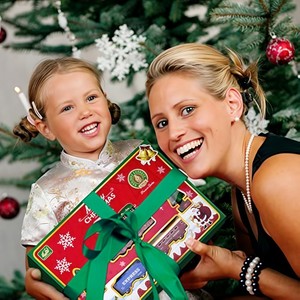 Train de Noël avec éclairage, ensemble de train électrique en plastique - rails flexibles et jouet éducatif pour développer les compétences pratiques des enfants - Product Image 6