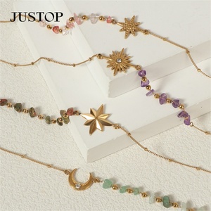 Collar de Acero Inoxidable Bañado en Oro de 18k con Dije de Luna, Gemas, Piedras Naturales y Cuentas de Cristal para Mujer - Product Image 5